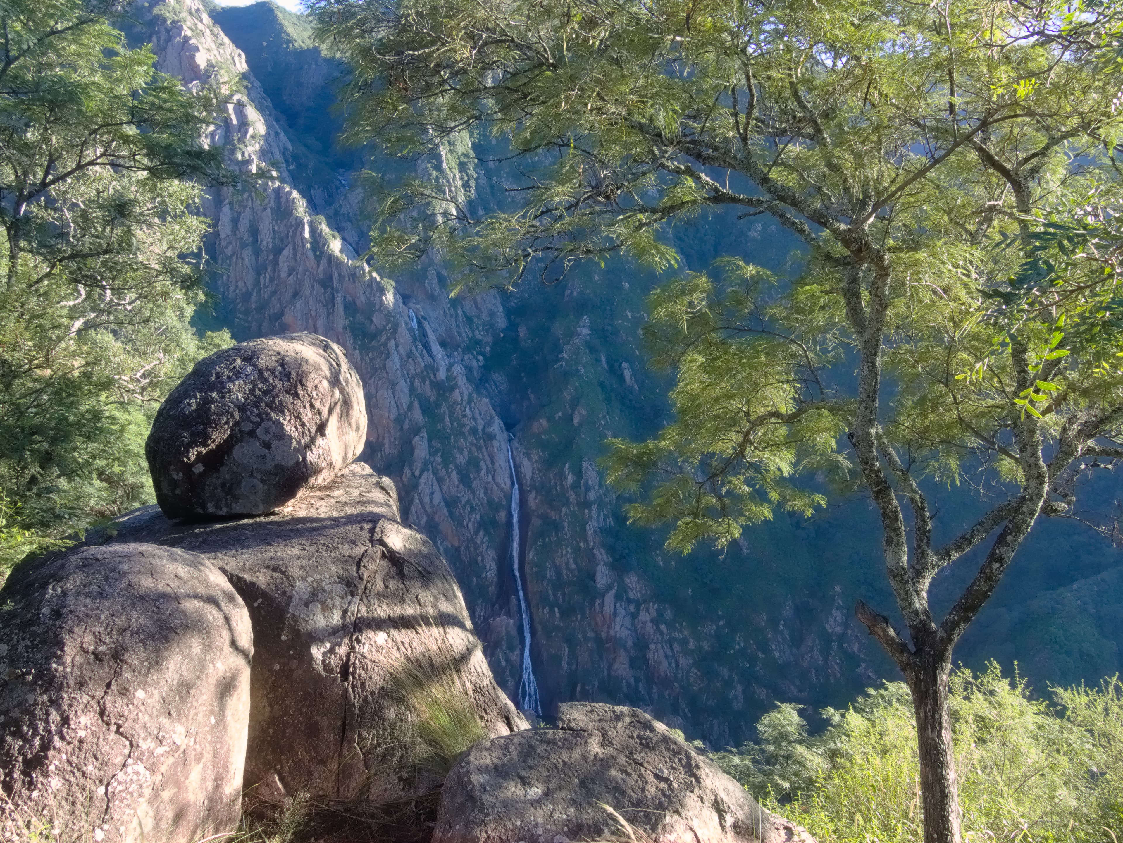 Ruta de trekking Quebrada del Viento en A 5 km de Olta, La Rioja
